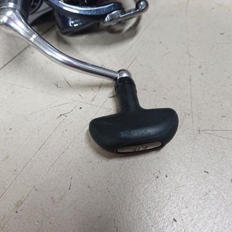 DAIWA ダイワ カルディア 2508H スピニングリール - メルカリ