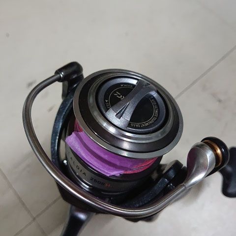 DAIWA ダイワ カルディア 2508H スピニングリール - メルカリ
