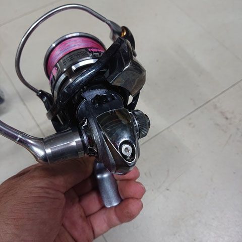 DAIWA ダイワ カルディア 2508H スピニングリール - メルカリ