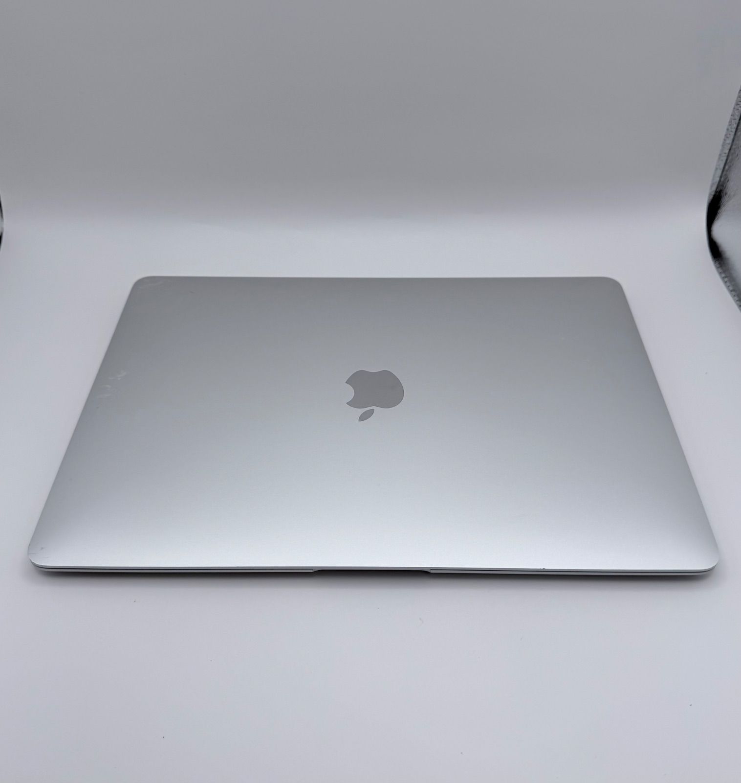 MacBook Air M1 16GB 256GB Bランク 動作確認済み - メルカリ
