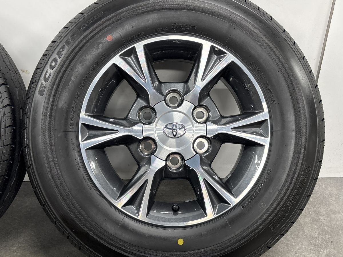 新車外し品】トヨタ 200 ハイエース 純正OP 15in 6.0J +35 PCD139.7 