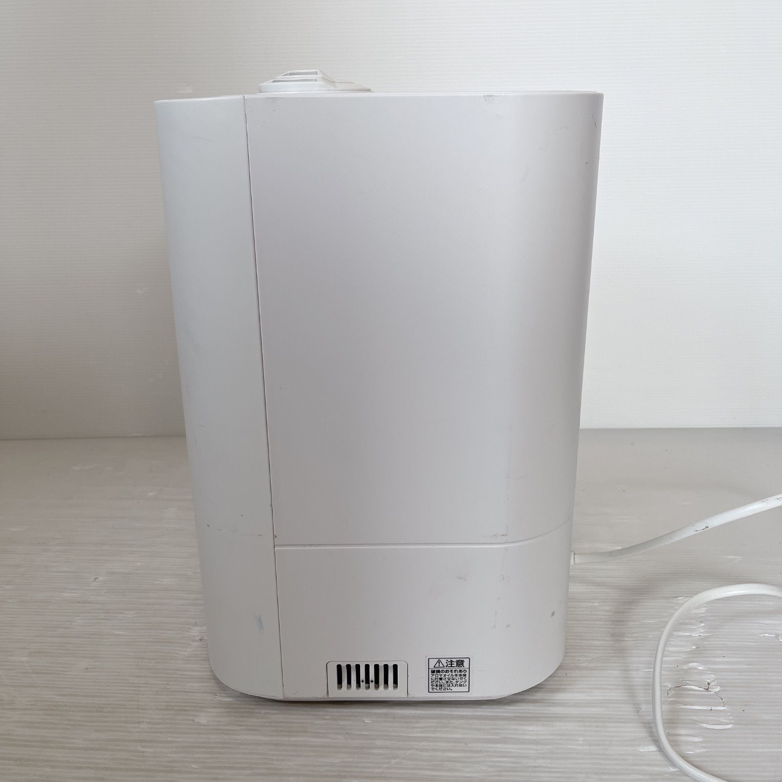 未使用品　アイリスオーヤマ　上給水型ハイブリッド式加湿器　UHK-500 アイリスオーヤマ IRIS UHK-500-W 上給水ハイブリッド加湿器 ホワイト