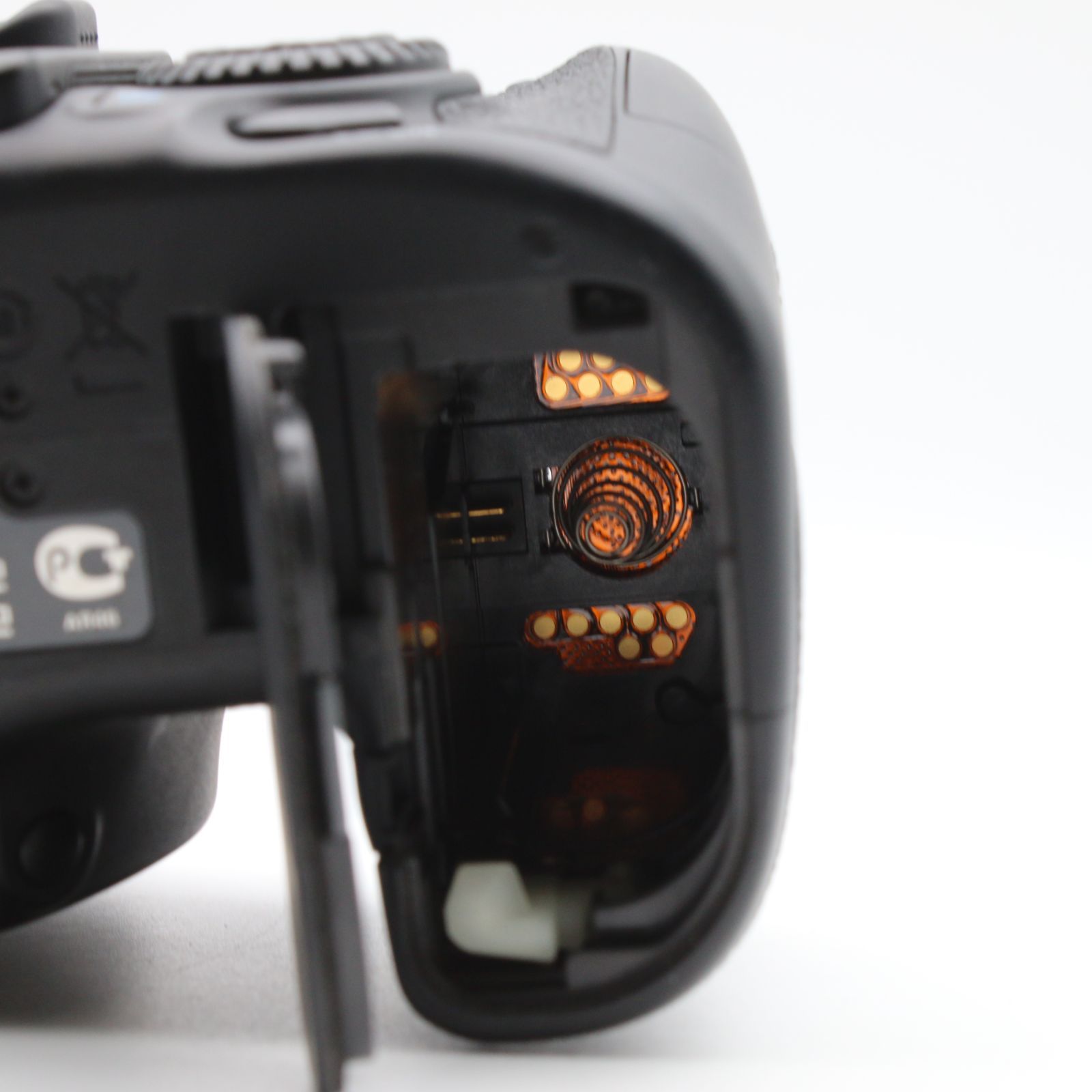 極上品】 Canon EOS 70D ボディ デジタル一眼レフカメラ #096VV0753