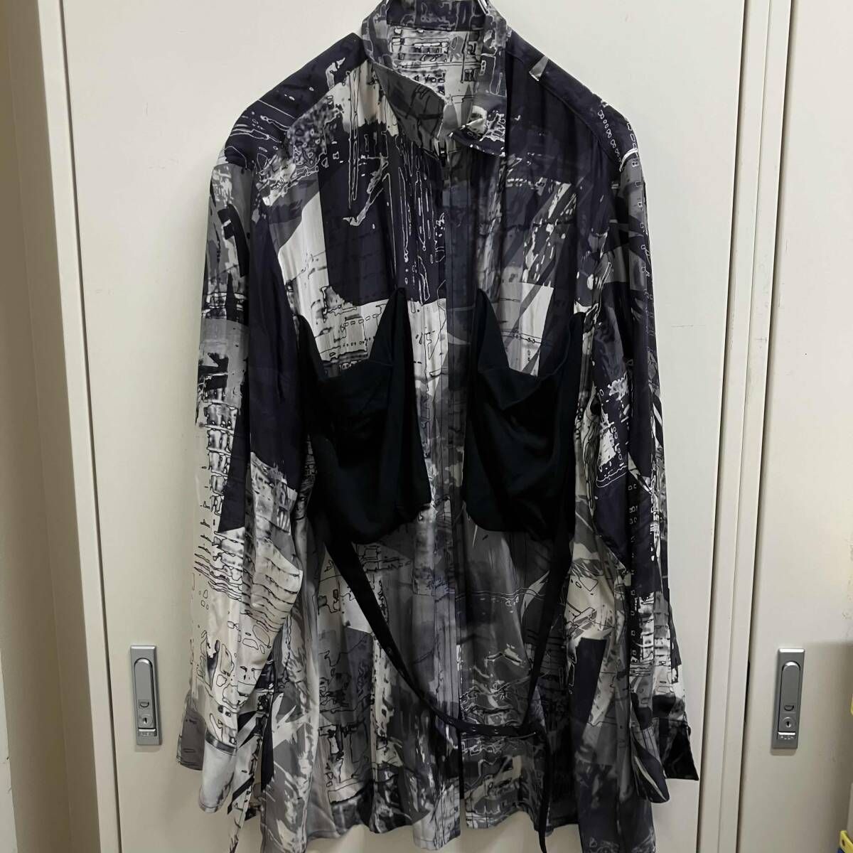 YOHJI YAMAMOTO FEMME 長袖シャツ・フ“ラウス　グラフィックデザインシルクジップシャツ　サイズ:2 ヨウジヤマモト ファム
