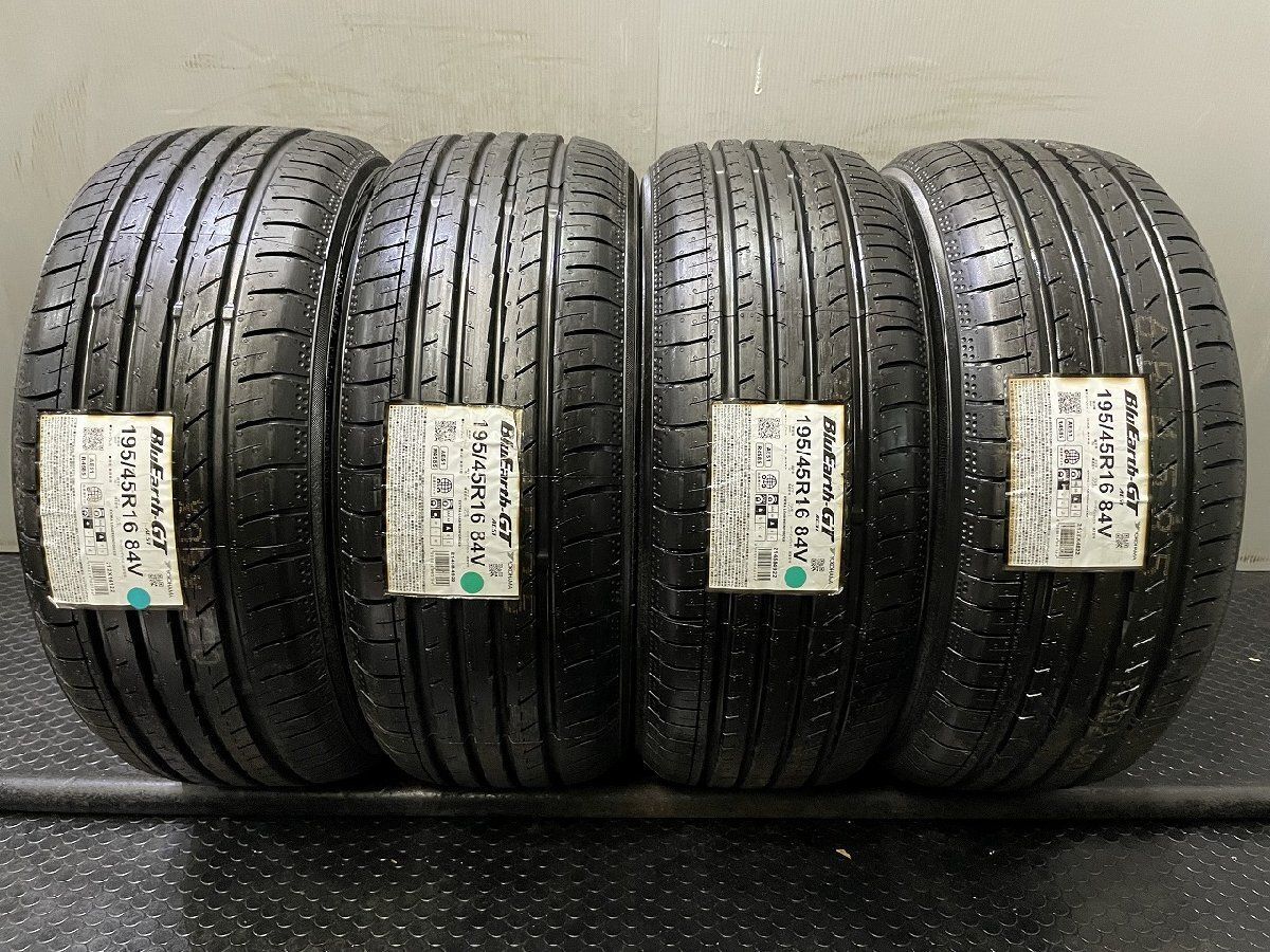 【新品】YK BluEarth-GT AE51 195/45R16 84V 16インチ 夏タイヤ 4本 22年製 アバルト500/アバルト595/フィアット500等　(VTM609)