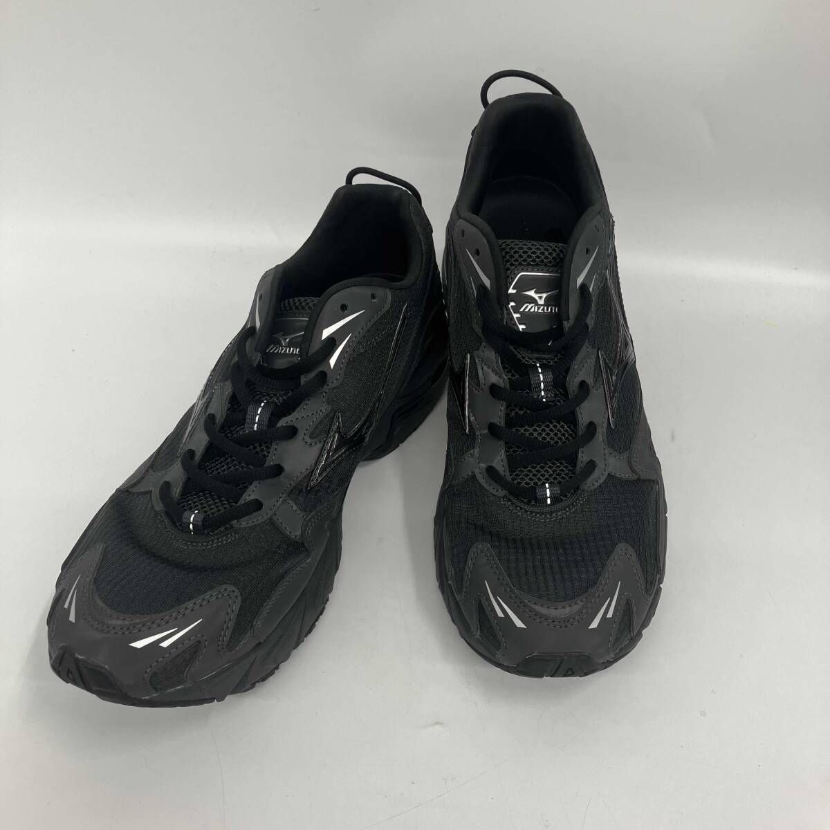 Emmi ✕ Mizunoエミ✕ミズノ/スニーカー/D1GD252501/ブラック/サイズ28.5