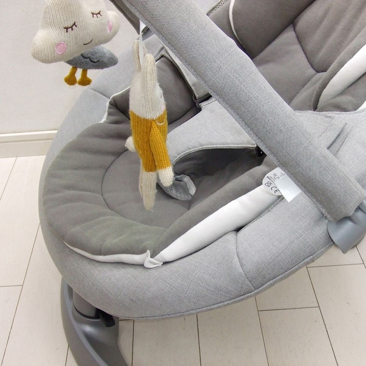 お得っ！厳選中古】バウンサー nuna ヌナ リーフ グロウ トイバー付 