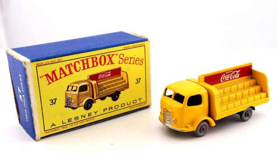 おもちゃ Matchbox Regular Wheels #37 Coca-Coa Lorry マッチボックス