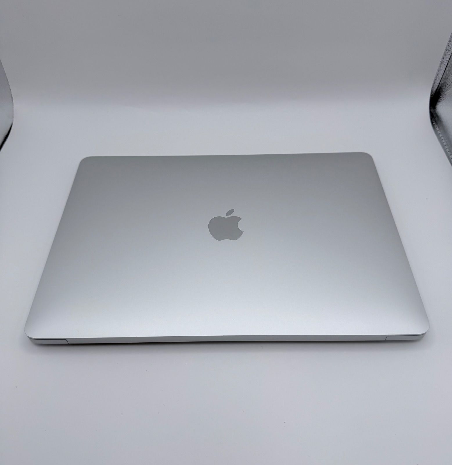 MacBook Air M1 16GB 256GB 13インチ 動作確認済み MacBook Air 13インチ M1 16GB 256GB 動作確認済み - メルカリ