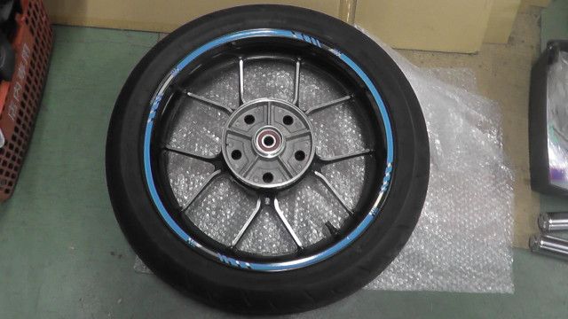 ジクサーSF250　ED22Y　の　リアホイール　タイヤ付:#1783475184