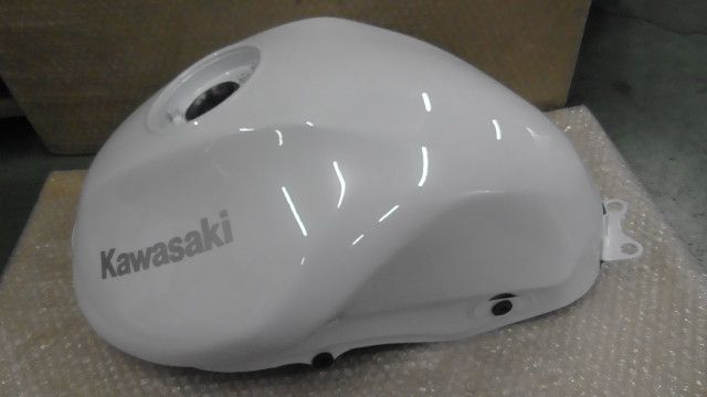 Ninja 400R　ER400B-A05xxx　の　タンク　:#1783476308