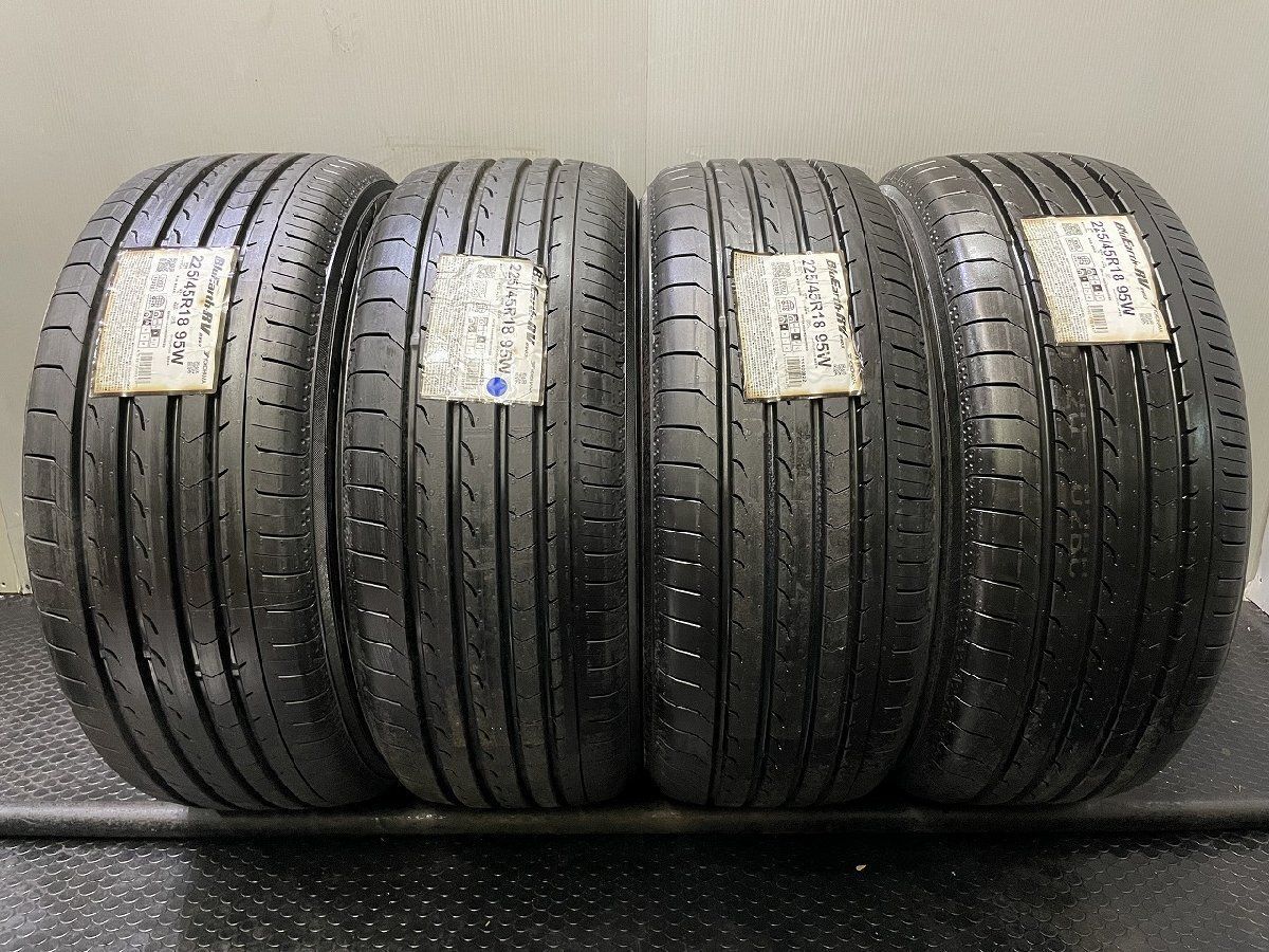 【新品】YOKOHAMA BluEarth-RV RV03 225/45R18 95W 18インチ 夏タイヤ 4本 22年製 ベンツ/Aクラス クラウン プリウスα マークX等 (VTH385) 38,805円