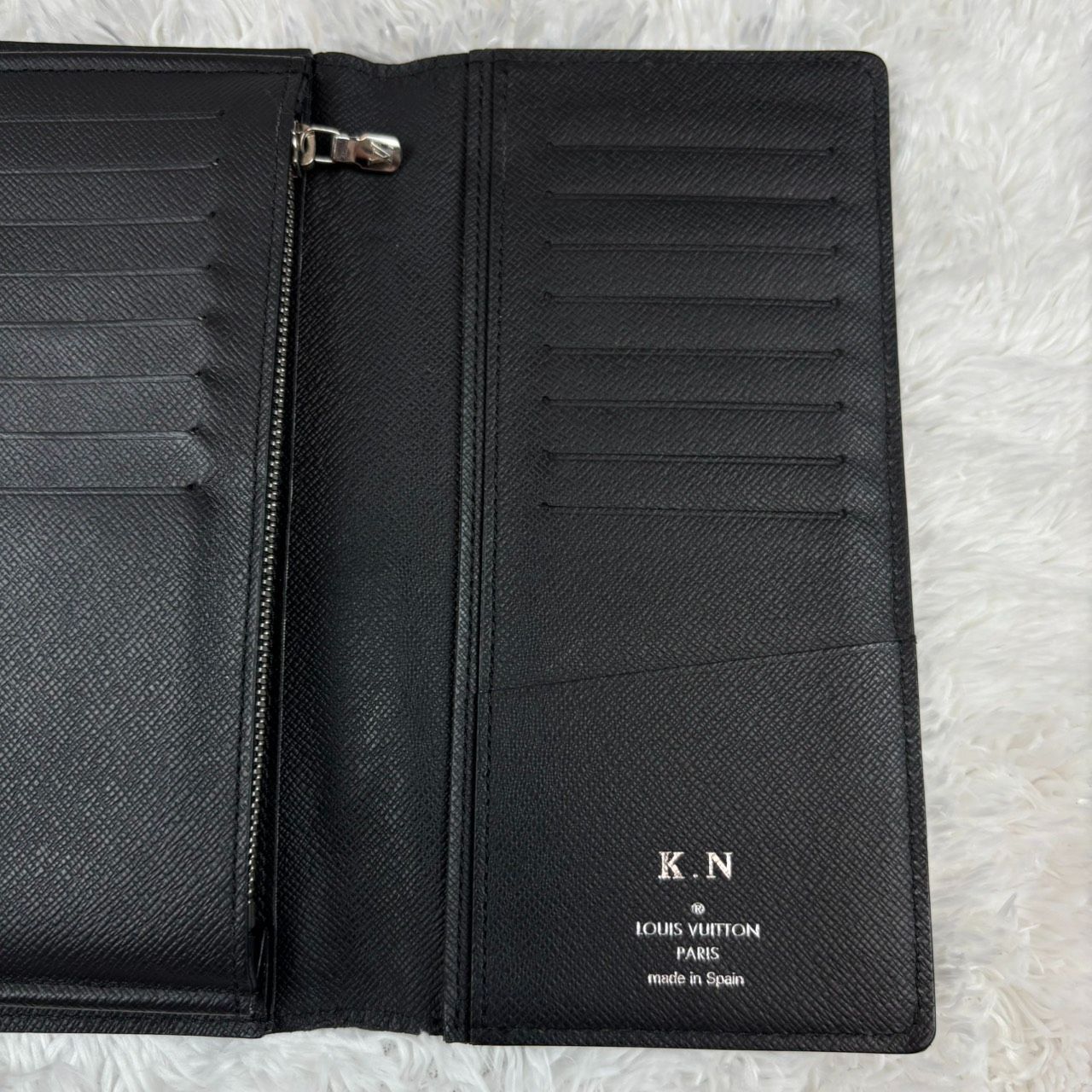 ルイヴィトン LOUIS VUITTON エピ 長財布 黒 ブラック 二つ折り財布