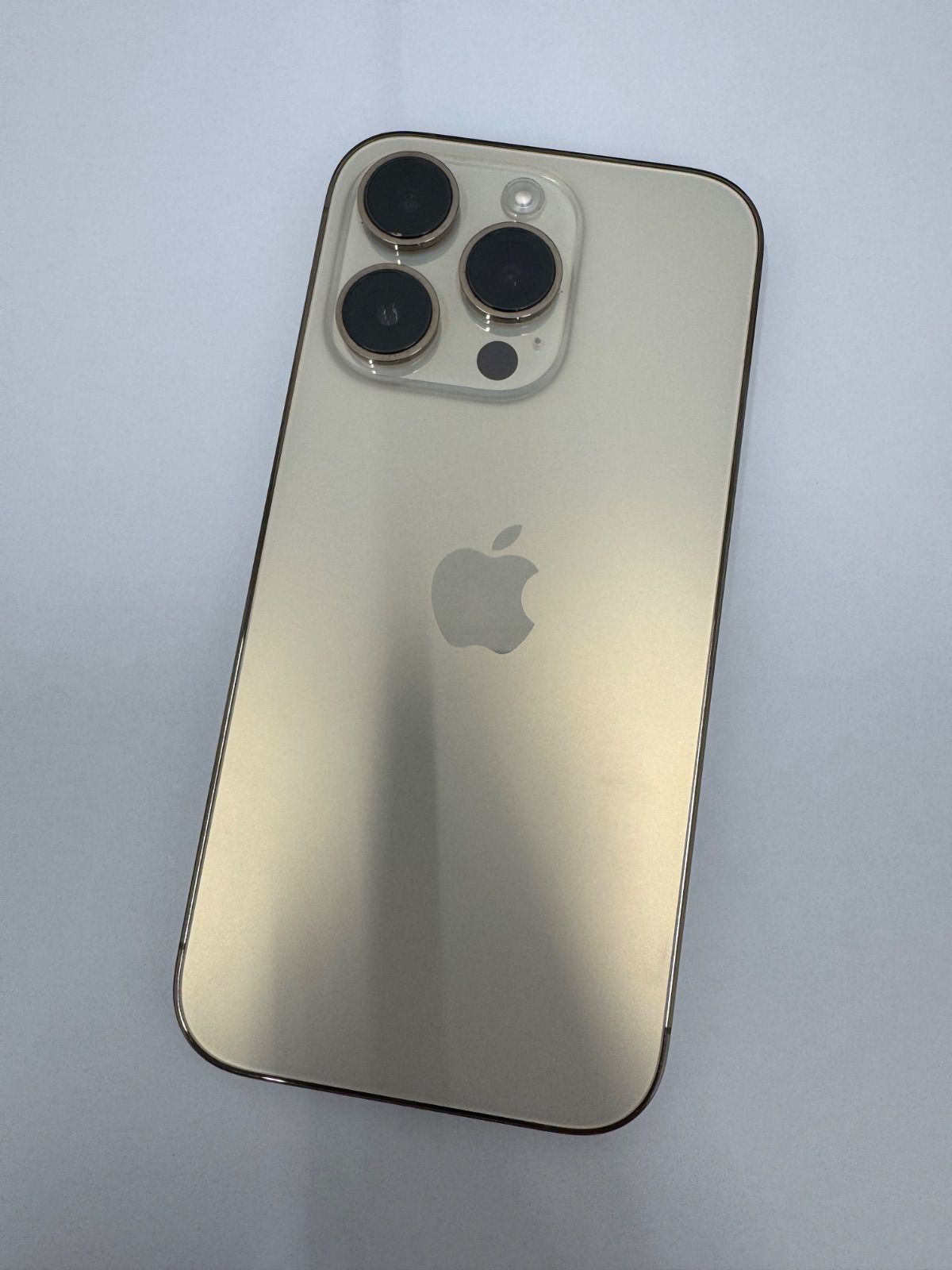 C【本体のみ・初期化済】アイフォン14 Pro　iPhone14 Pro　ゴールド　256GB　simフリー　C-40.0-55.0