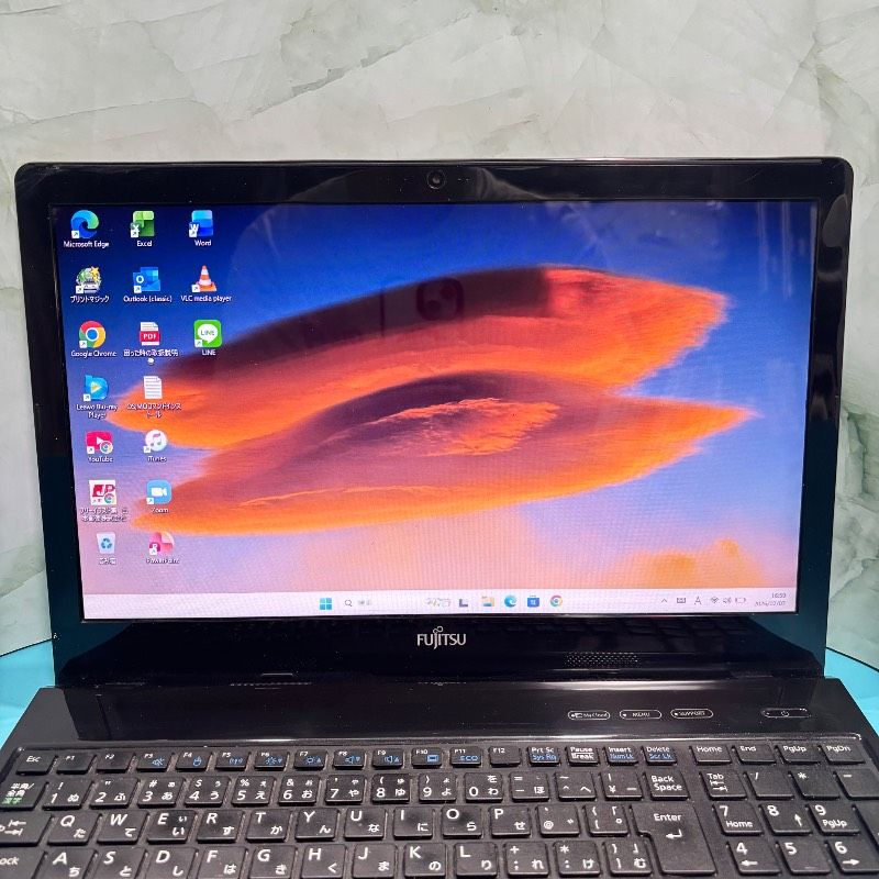 夏セール☆爆速Core i7☆SSD256GB＆メモリ8GB LIFEBOOK Windows11