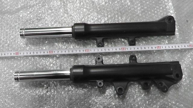 N-MAX125　SED6J-005xxx　の　フロントフォーク　傷:#1783647575