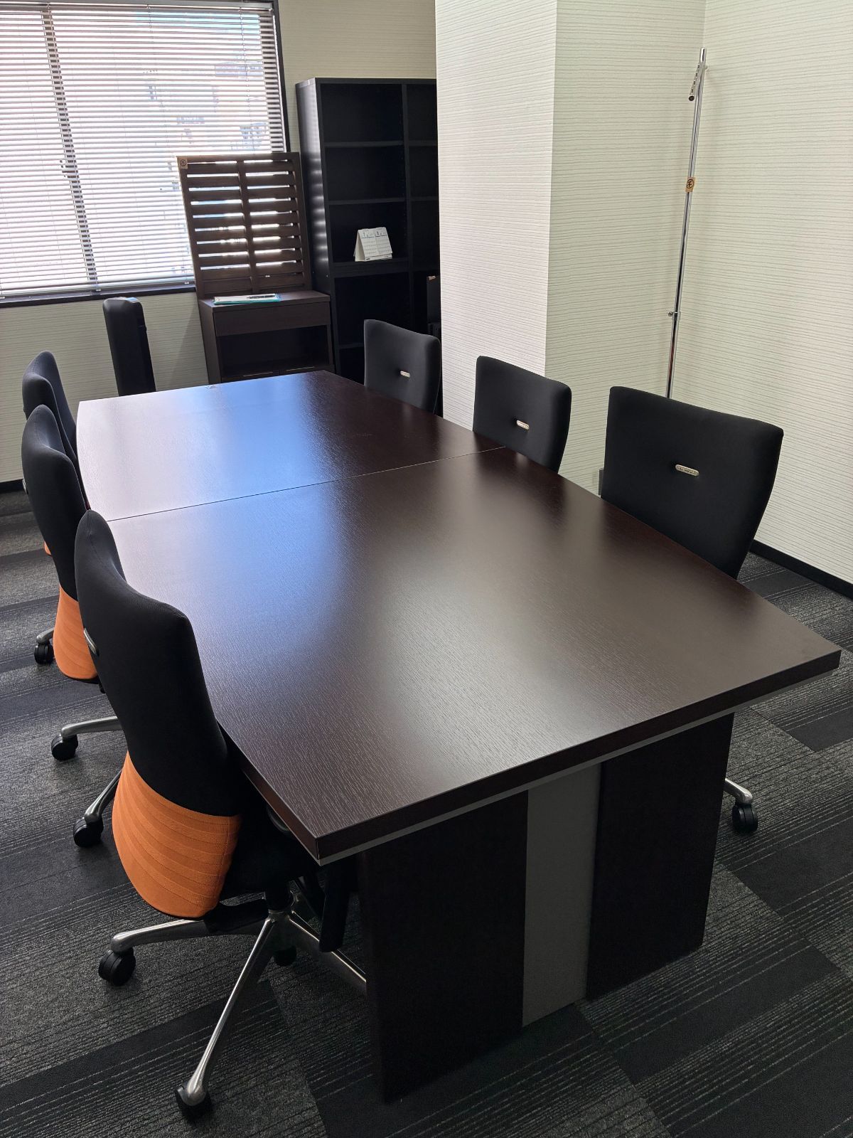 【大阪市内引き取り限定】会議テーブルセット ６人用 椅子 6脚 Okamura K210 オフィス会議テーブル