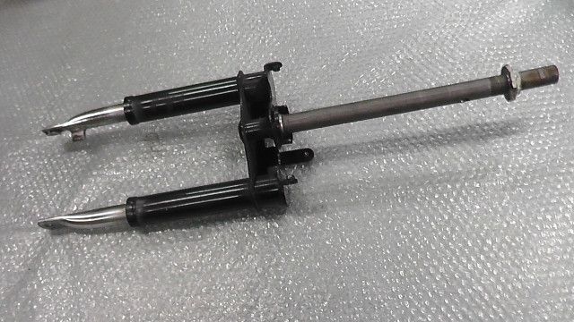 ディオ FI　AF68-1216xxx　の　フロントフォーク:#1783666501 6,930円