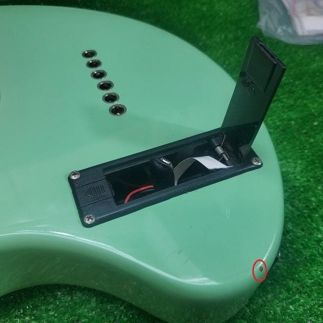 値下！FERNANDES ミニエレキギター ZO-3 ミントグリーン アンプ内蔵 FERNANDES ZO-3 アンプ内蔵 ミニギター ぞうさん ミントグリーン