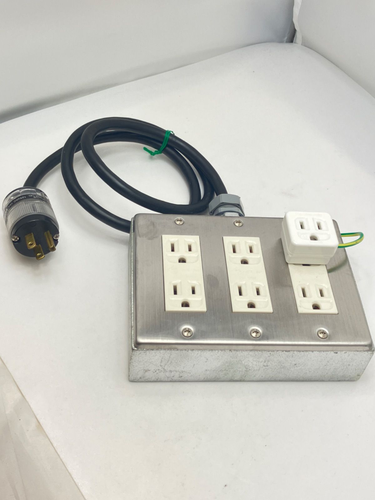 WATTGATE 電源ケーブル 5266i 320i 1m ☆ PRO CABLE WATTGATE 5266i / 320i 電源ケーブル 1m ① ☆中古☆ PRO