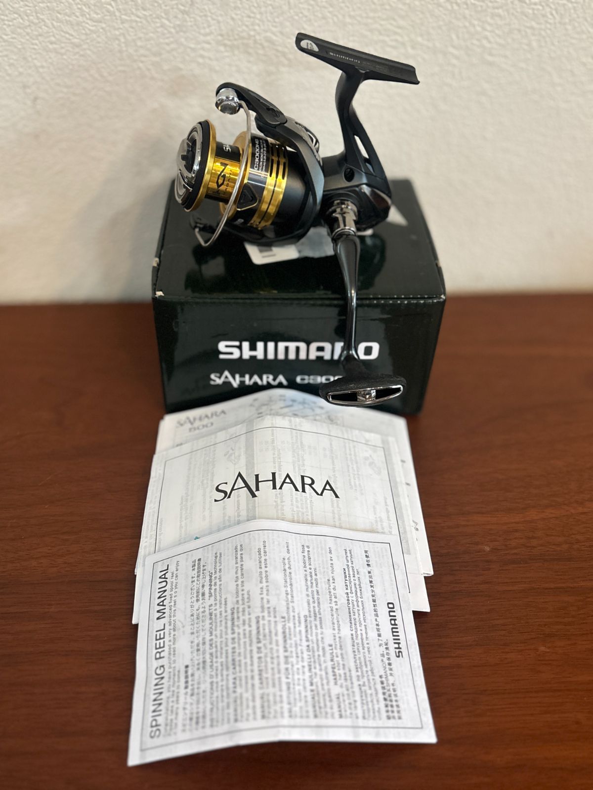 SHIMANO 22 サハラ C3000HG スピニングリール 未使用級 箱・説明書付