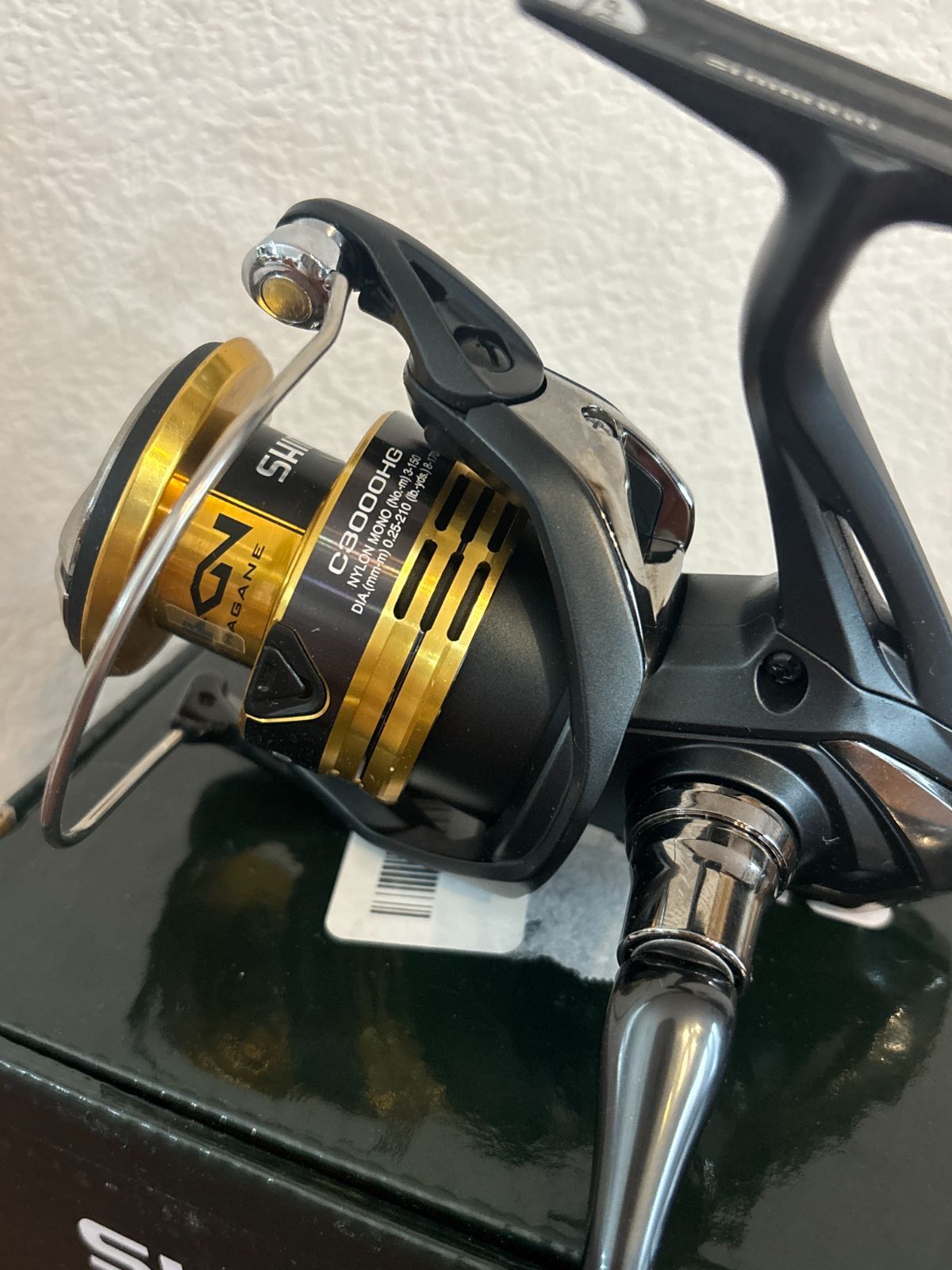 SHIMANO 22 サハラ C3000HG スピニングリール 未使用級 箱・説明書付