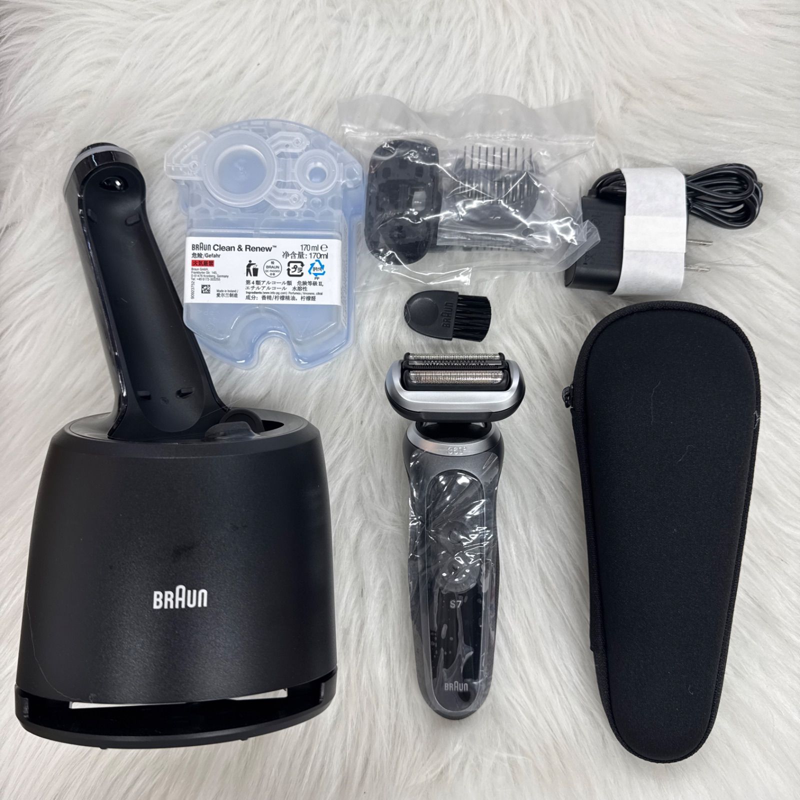 【新品・未使用】（箱・取説なし）ブラウン シェーバー　シリーズ7　BS7K 新品・未使用】（箱・取説なし）ブラウン シェーバー シリーズ7 BS7K