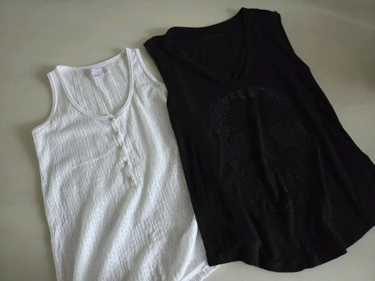 ZADIG&VOLTAIRE ザディグ・エ・ヴォルテール ノースリーブ Tシャツ 2点