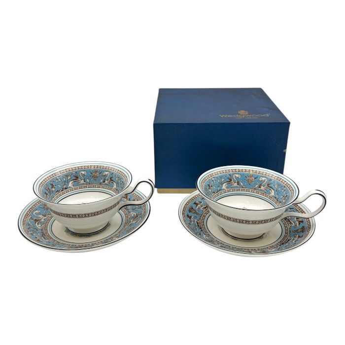 Wedgwood ウェッジウッド フロレンティーンターコイズ ティーカップ＆ソーサー ペア 洋食器 ブランド おしゃれ 紅茶 中古 W1