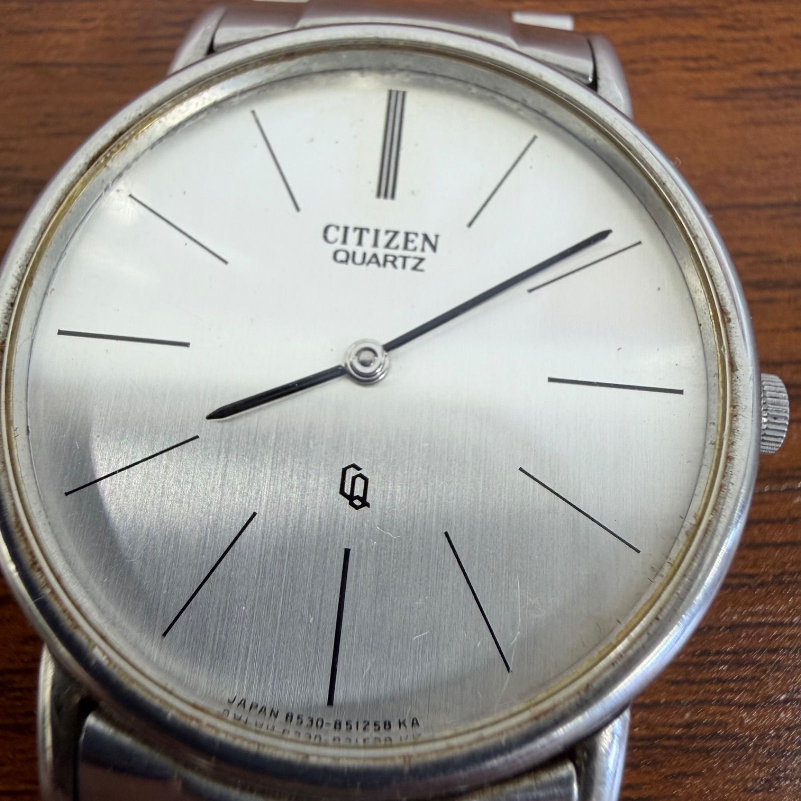 CITIZEN シチズン　クオーツ腕時計　メンズ　稼働品 CITIZEN シチズン クォーツ 8530-850581K メンズ腕時計 1986年製 電池