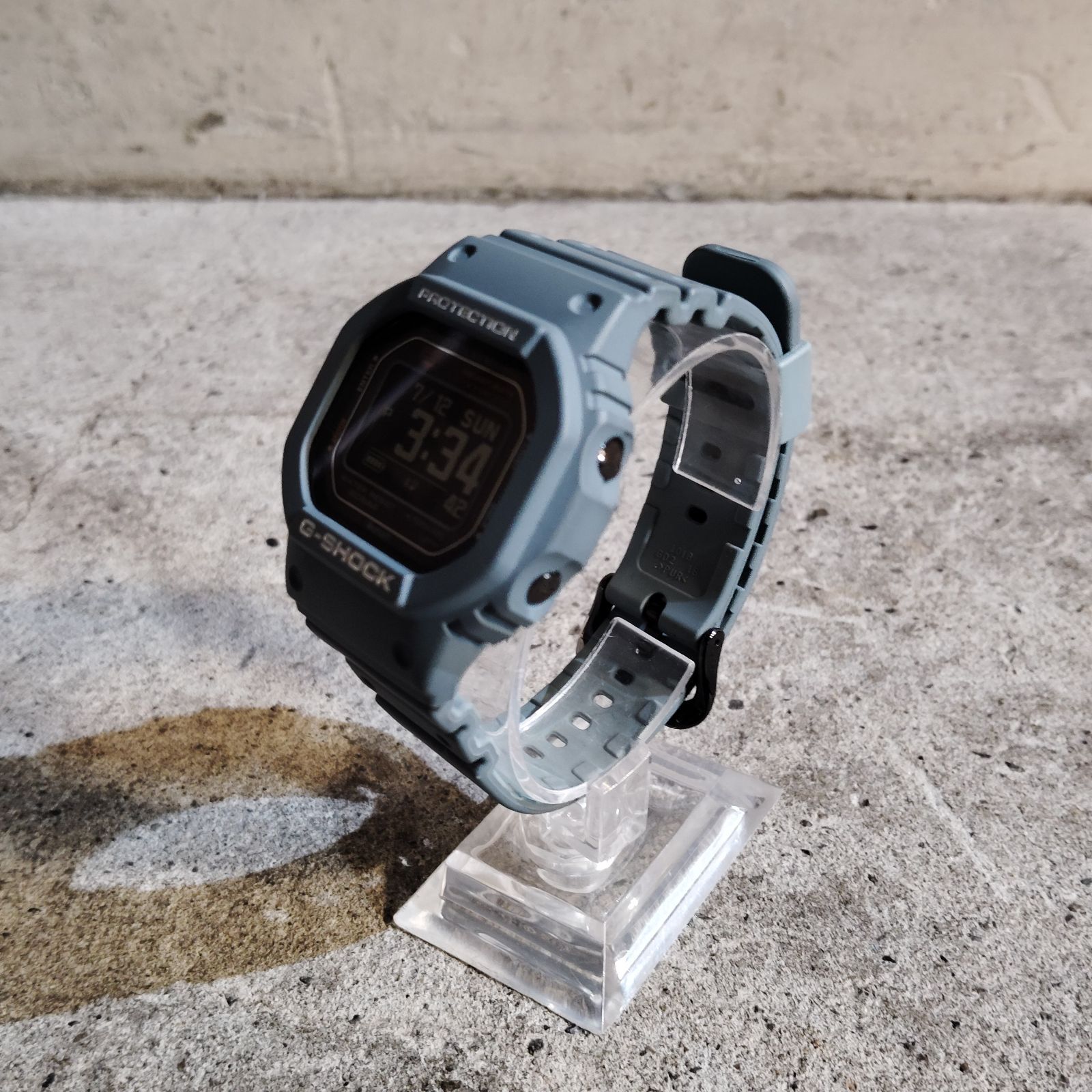 G-SHOCK G-SQUAD DW-H5600-2JR 腕時計 ブルーグレー ジーショック