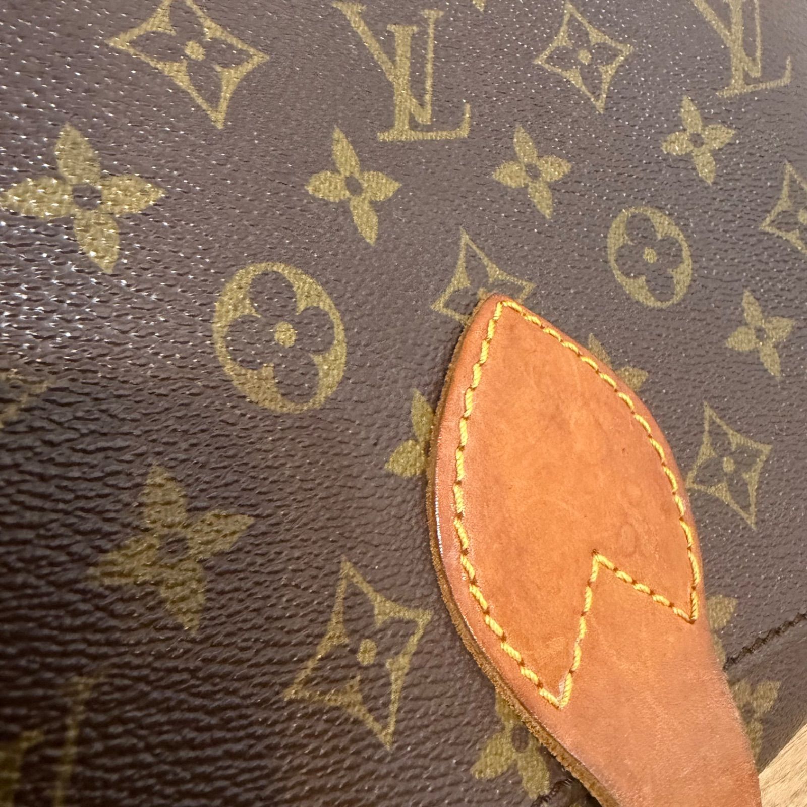 美品】LOUIS VUITTON ルイヴィトン モノグラム カルトシエール