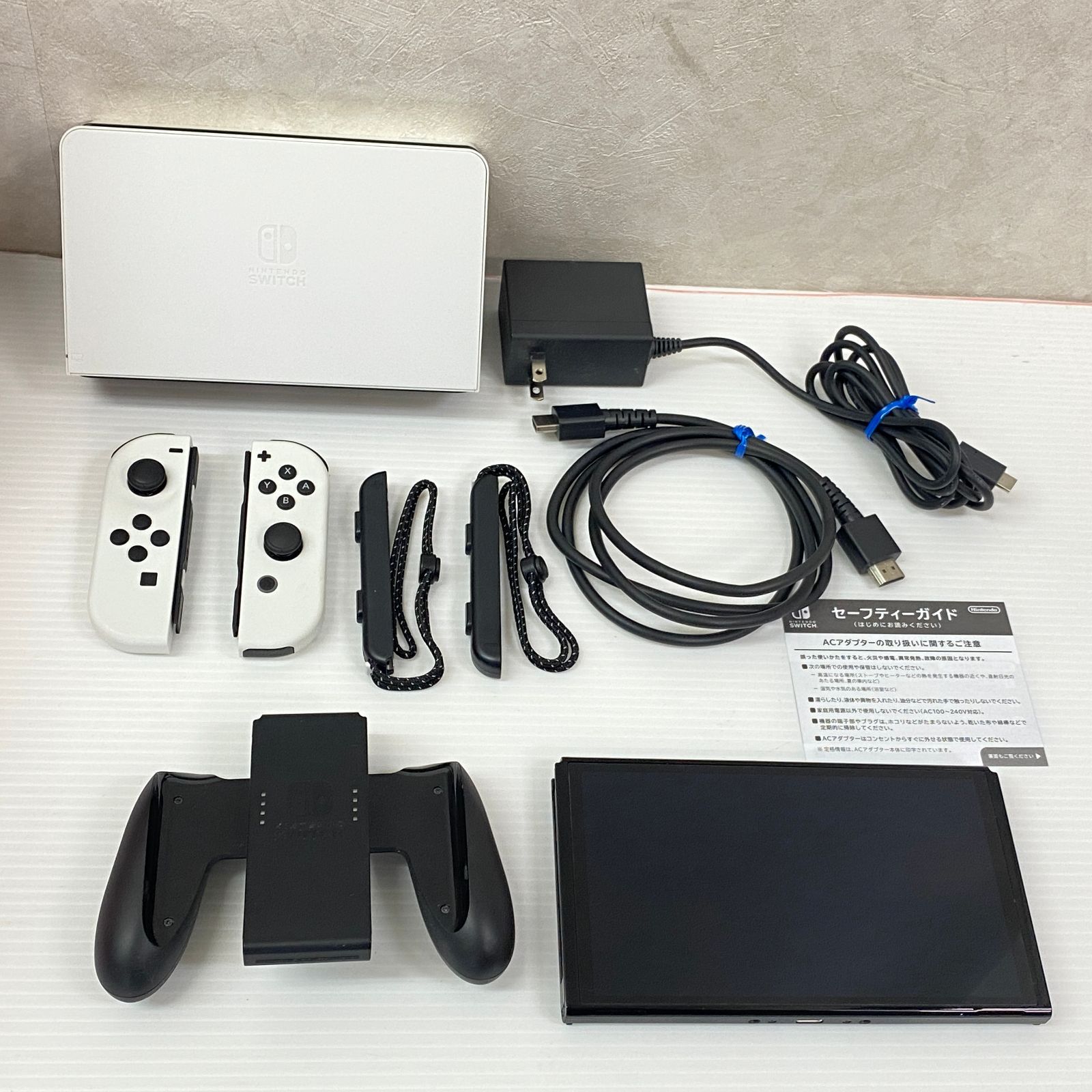 Nintendo Switch 有機ELモデル Joy-Con(L)/(R) ホワイト 中古品