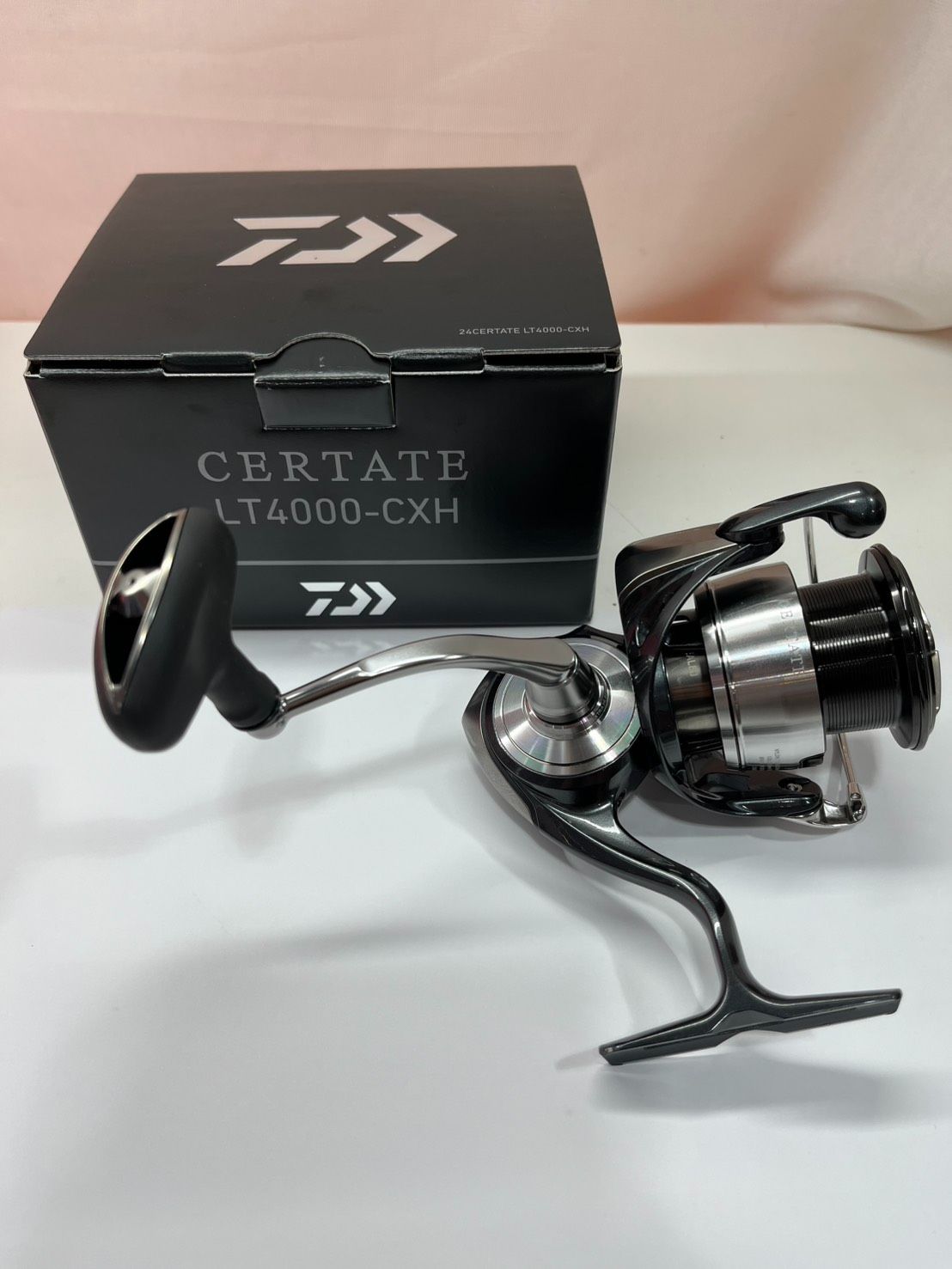 ● DAIWA ダイワ 24セルテート LT4000-CXH ●