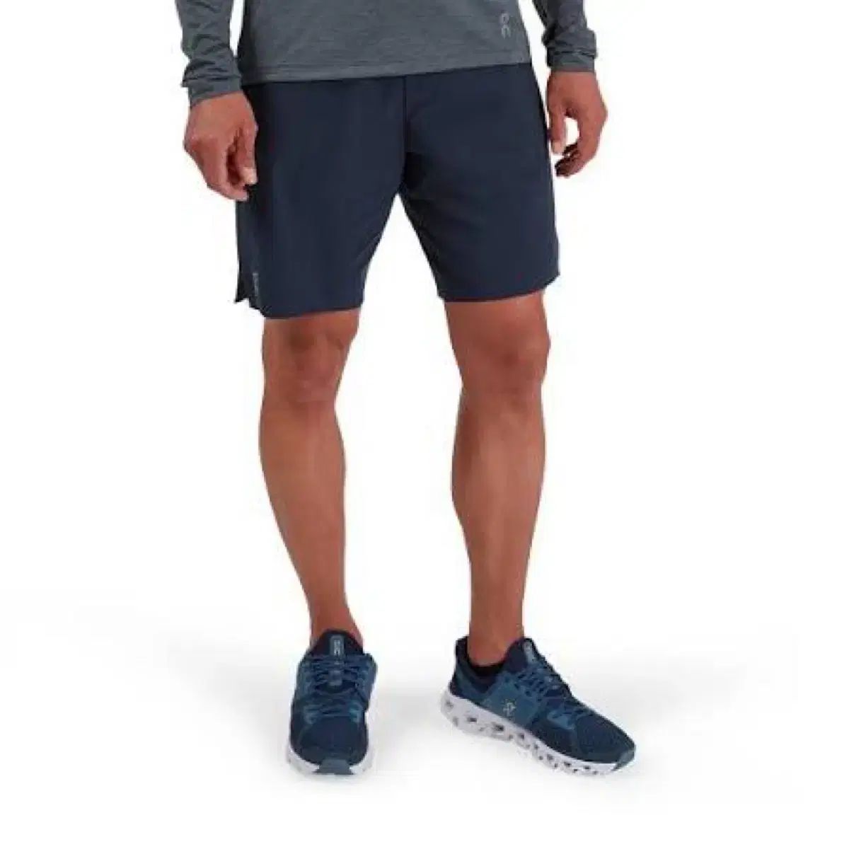 On running(オン ランニング) ハイブリッド ショーツ 9,177円