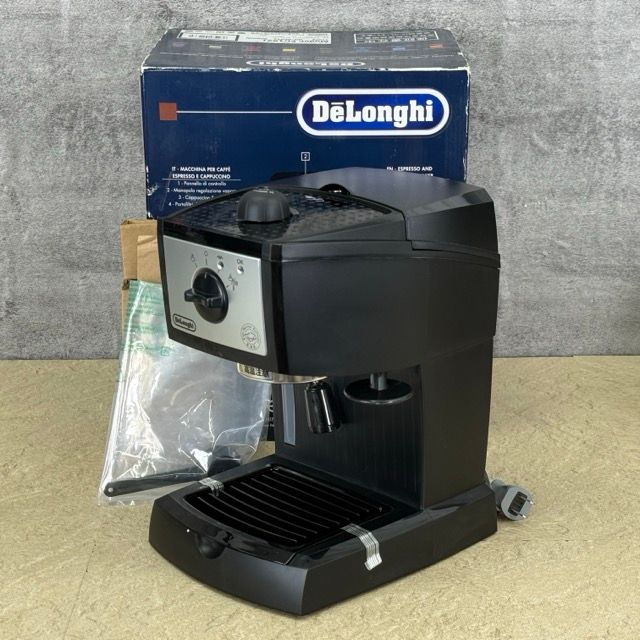 未使用 デロンギ エスプレッソカプチーノメーカー ブラック Delonghi