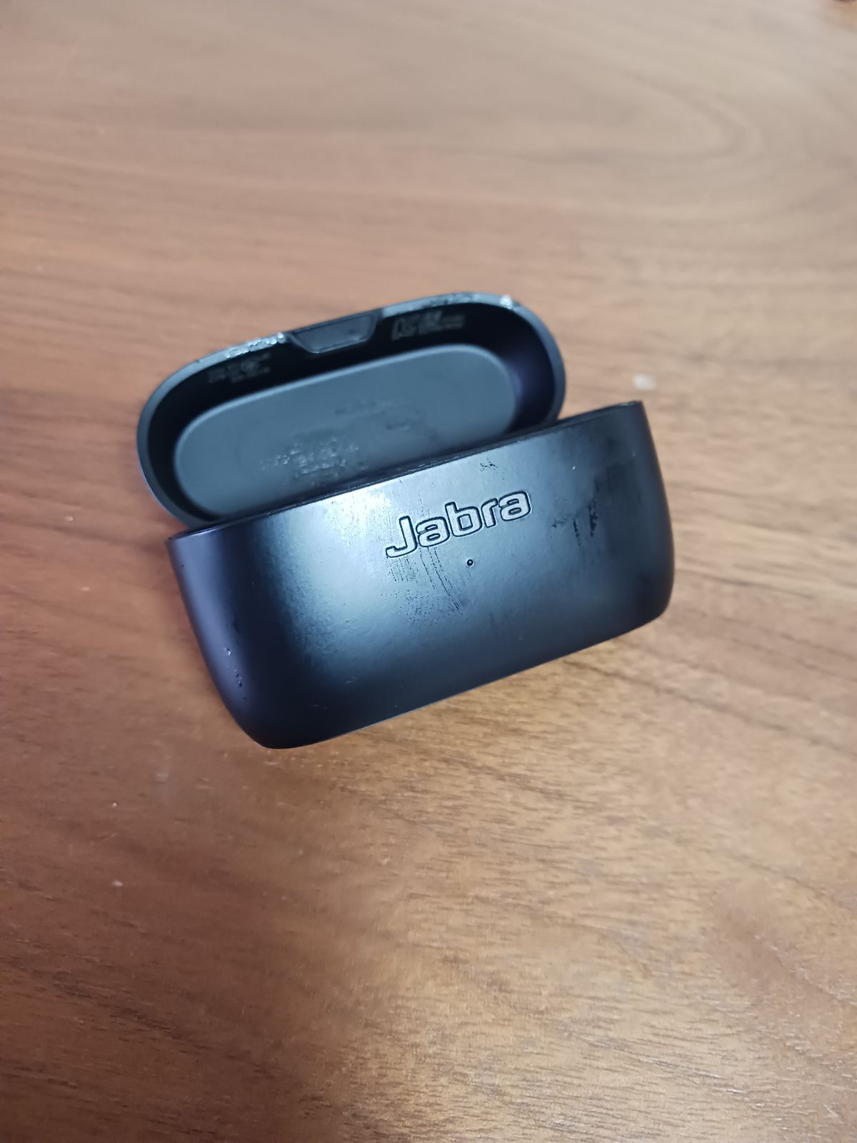 オーディオ機器 Jabra Elite 85t ブラック 新品交換品（箱開封済み、未