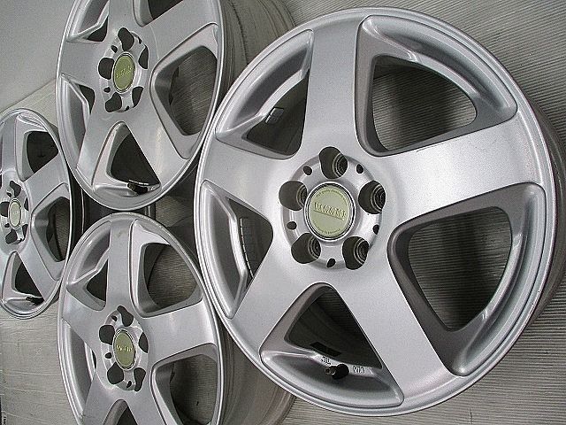 ブリヂストン■VAGGIO■15インチ 5穴-100■装着車種プリウス 装着車種プリウス カローラツーリング プレミオ ｲﾝﾌﾟﾚｯｻG4