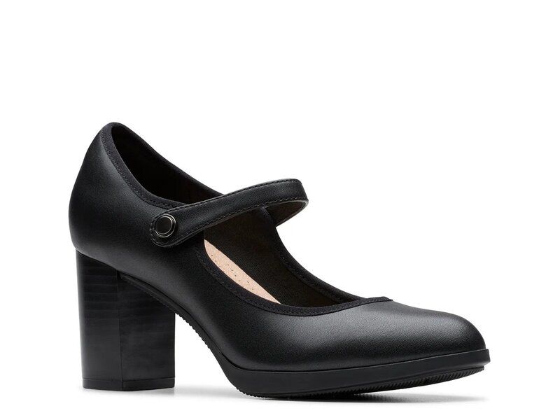 クラークス レディース シューズ パンプス Clarks Bayla Lily Mary Jane Pump Black Leather ブラック