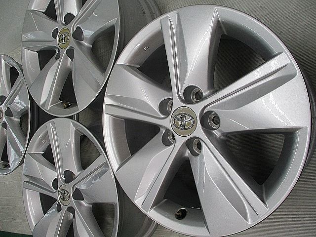トヨタ■ハリアー60系■17インチ 5穴-114.3■装着車種ハリアー 装着車種ハリアー プリウス60系 カムリ GRヤリス クラウン