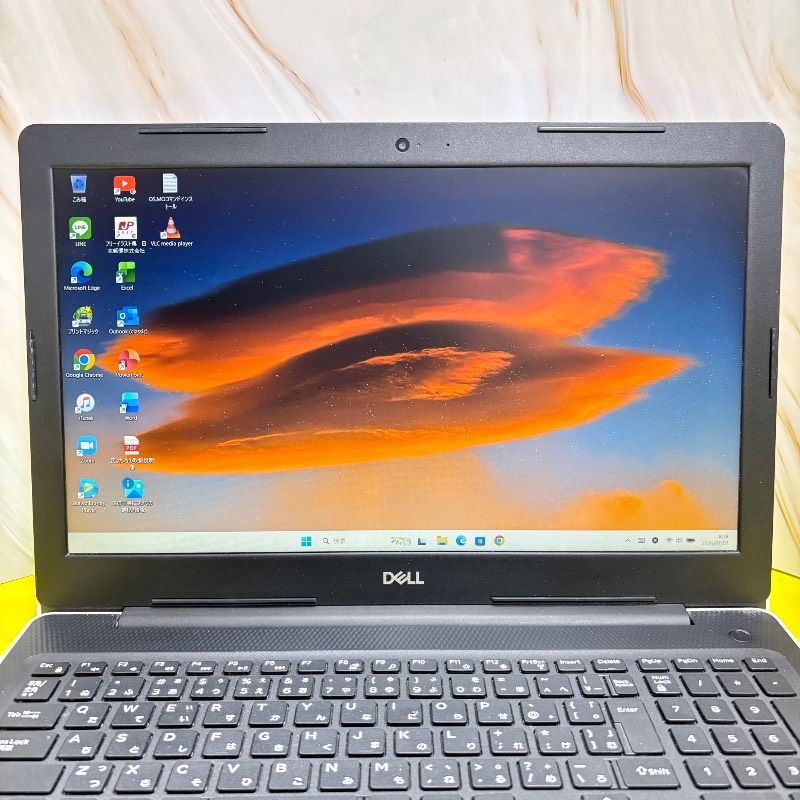 10世代Core i3/SSD/8GB/Win11/Office付 DELL - メルカリ