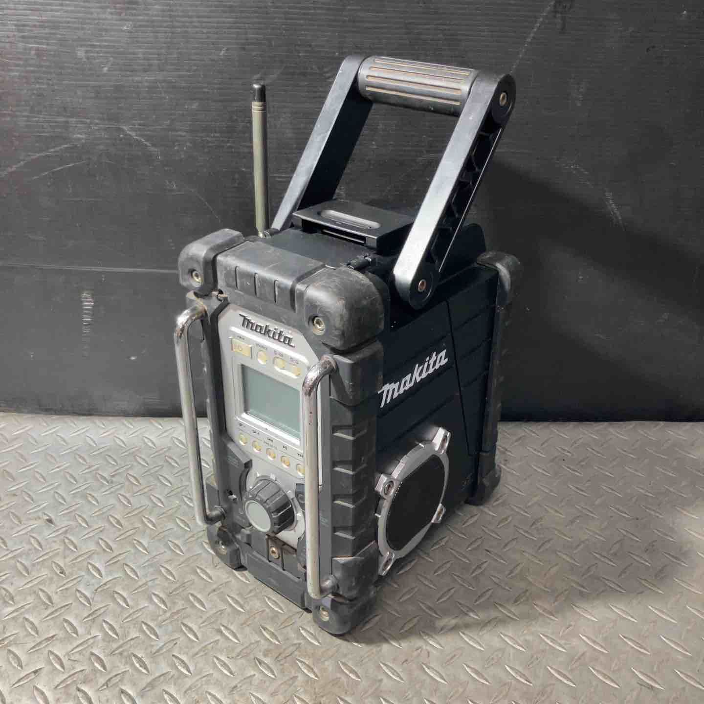 ☆マキタ(makita) コードレスラジオ MR103B【草加店】