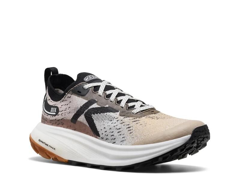 キーン レディース シューズ スニーカー KeenSeek Trail Running Shoe Womens Light BrownBlack ブラック