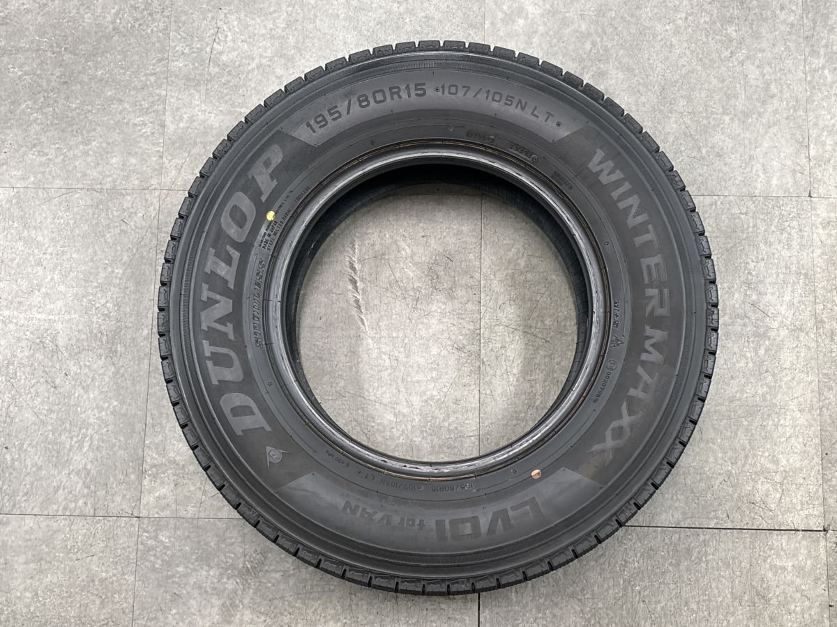 バリ溝】ダンロップ ウィンターマックス LV01 for VAN 195/80R15 LT 4