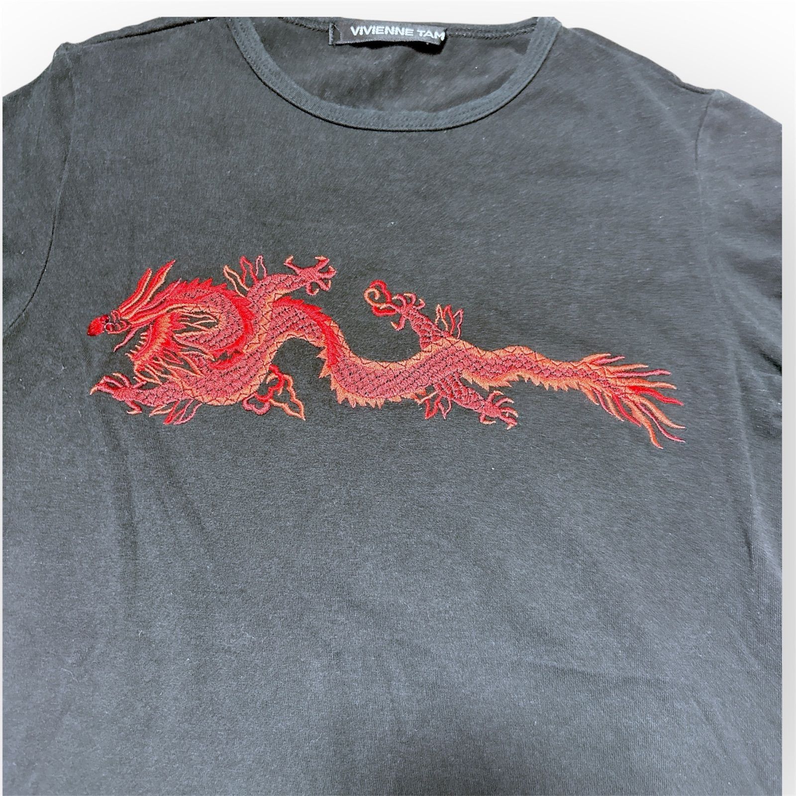 VIVIENNE TAM ヴィヴィアンタム ドラゴン Tシャツ 半袖 ブラック 