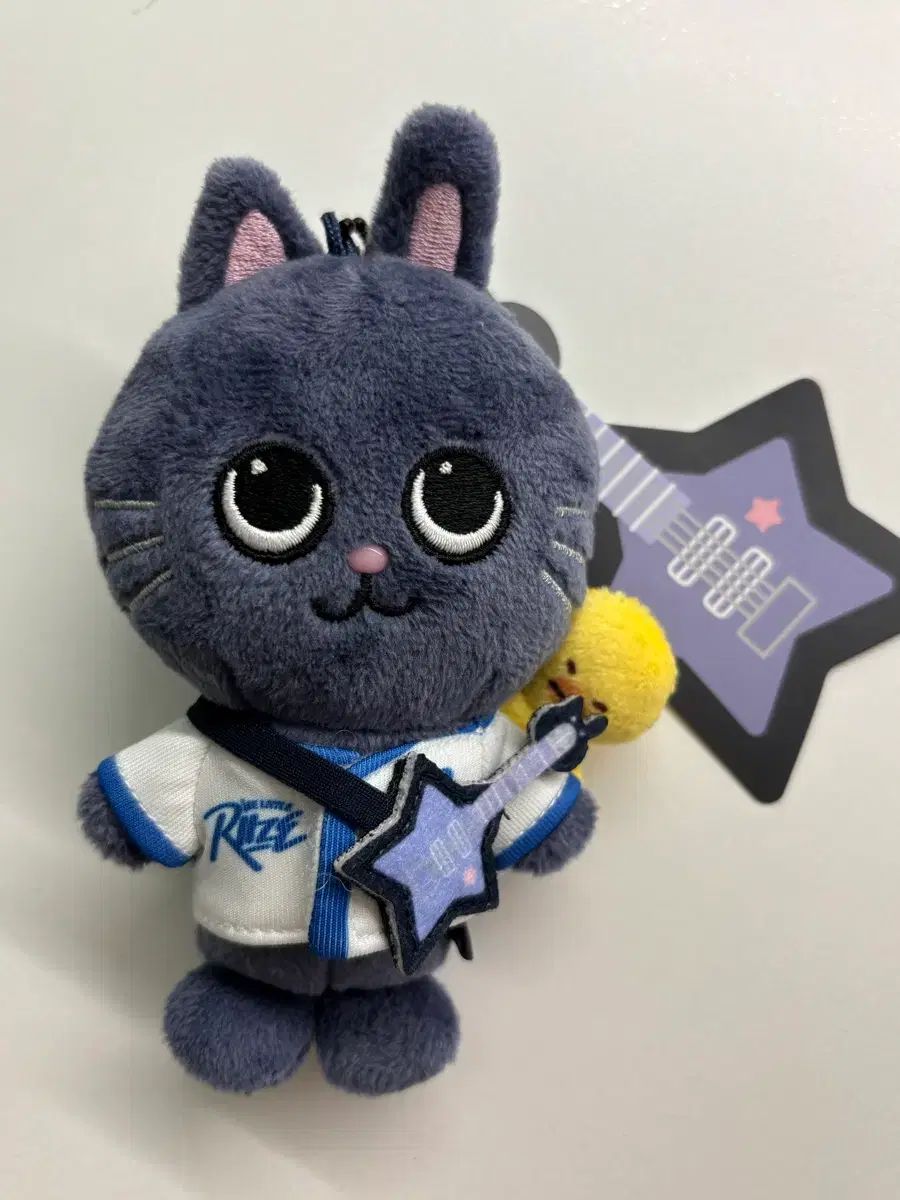 トゥーニャンダック ぬいぐるみ 出品