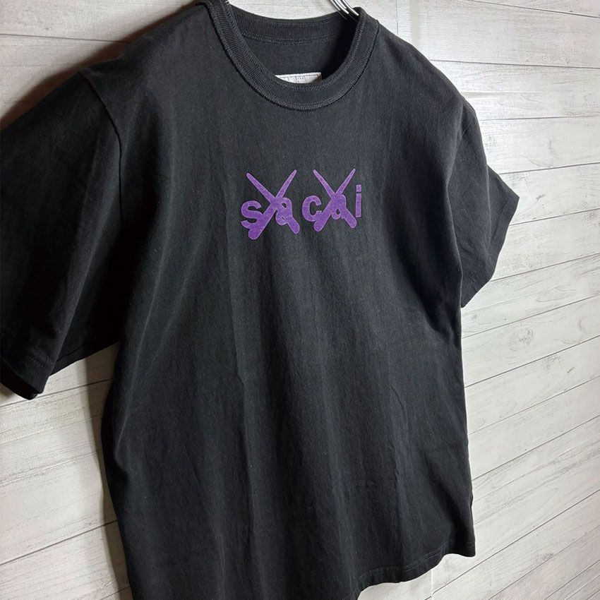 Sacai サカイ × Kaws カウズ センターロゴ Tシャツ 21SS サイズ3 Flock