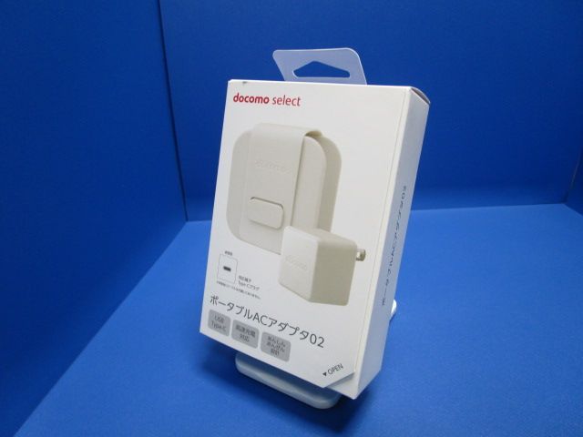 NTTドコモ 純正 ACアダプタ 02 ホワイト Type-C 3.0A - メルカリ