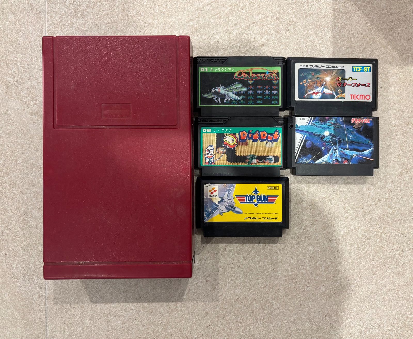 ファミコン本体＋人気ソフト5点セット - メルカリ