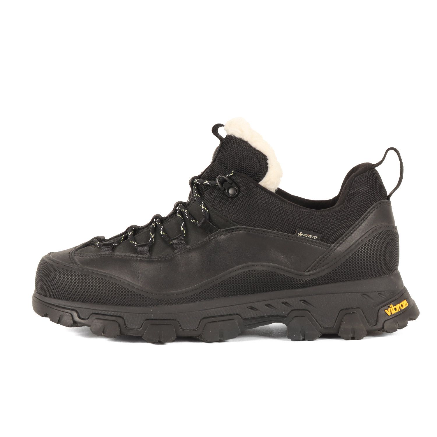UGG アグ サイズ:US12(29.0cm) ゴアテックス メトロトレック ハイカー ハイキングシューズ Metrotrek Hiker ブラック 黒 ローカット スニーカー シューズ 靴【メンズ】【中古】